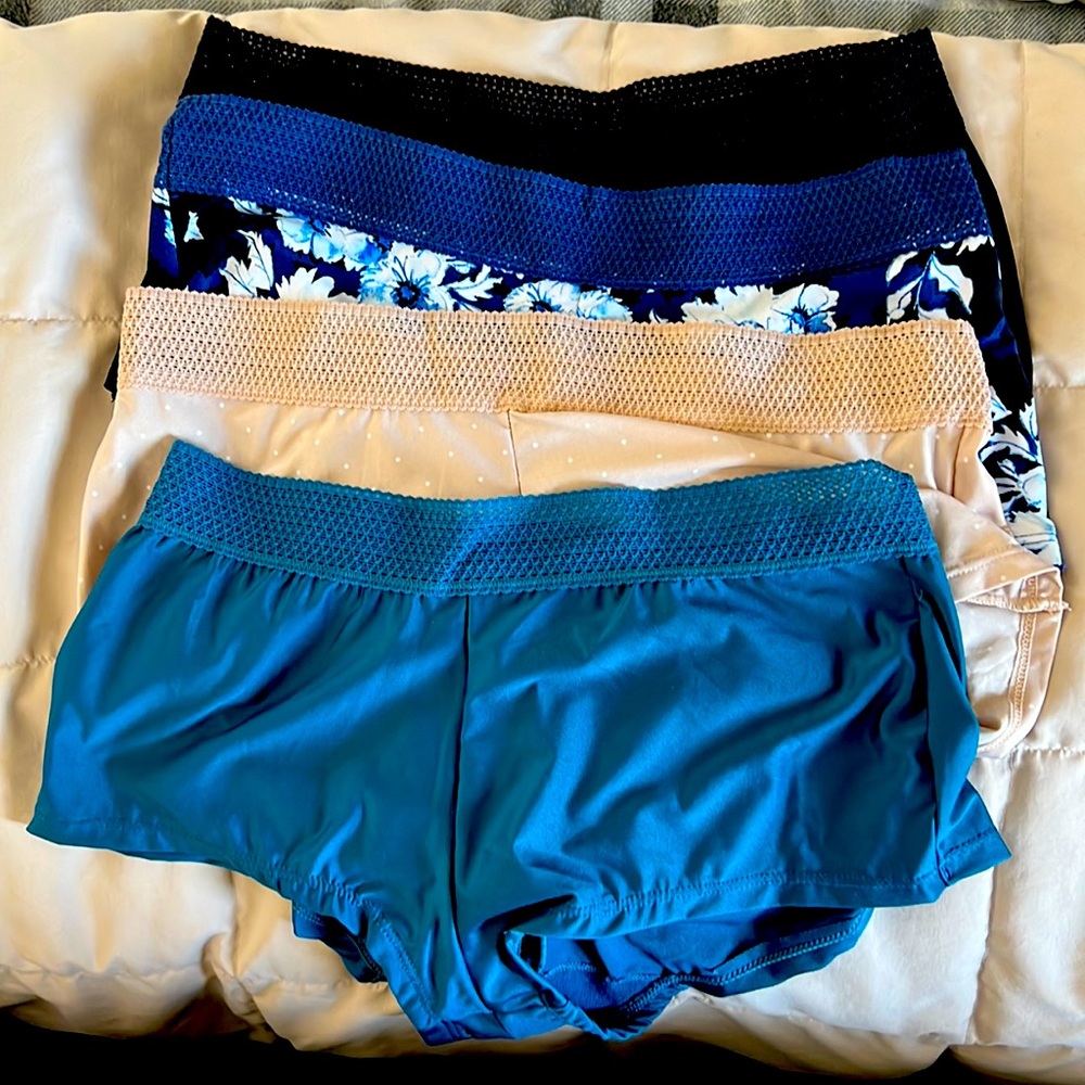 Maidenform Women’s Microfiber Boyshorts
